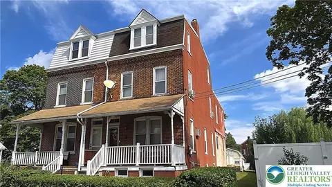 441 5th St, Fullerton, PA 18052