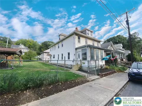 929 George St, Pen Argyl, PA 18072