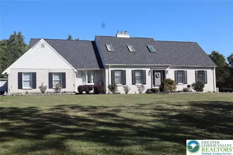 108 E Douglasville Rd, Nazareth, PA 18064