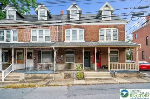 131 E Walnut St, Bethlehem, PA 18018
