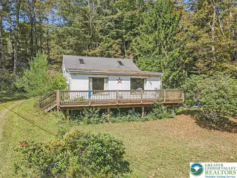 202 Price Rd, Stroudsburg, PA 18360