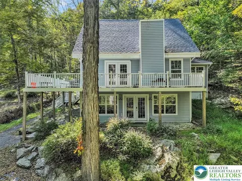 3118 Cherry Ridge Rd, Saw Creek, PA 18324