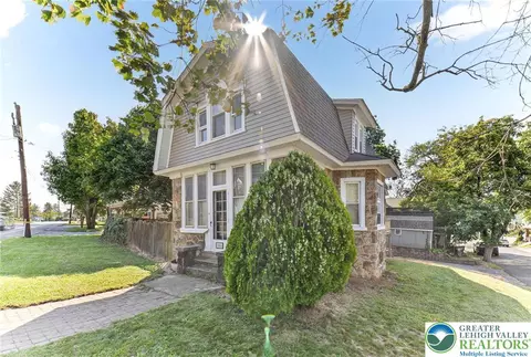 1004 E Susquehanna St, Allentown, PA 18103