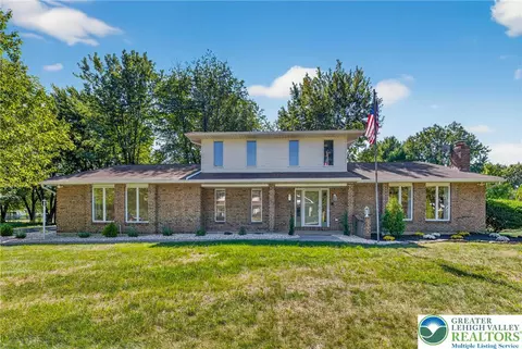 481 Lark St, Nazareth, PA 18064