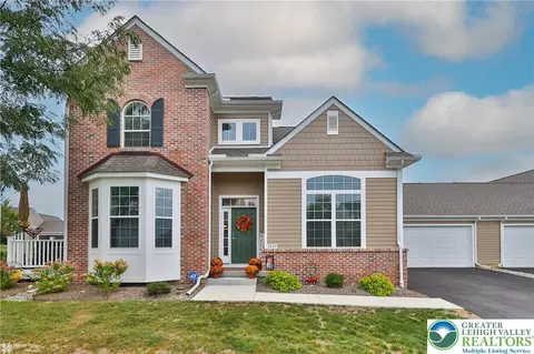 2435 Burgundy Ln, Easton, PA 18040