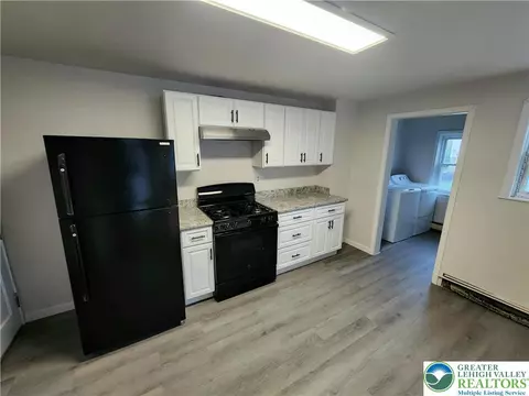 1613 Main St, Bethlehem, PA 18018 photo 6