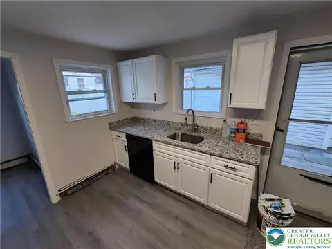 1613 Main St, Bethlehem, PA 18018 photo 7