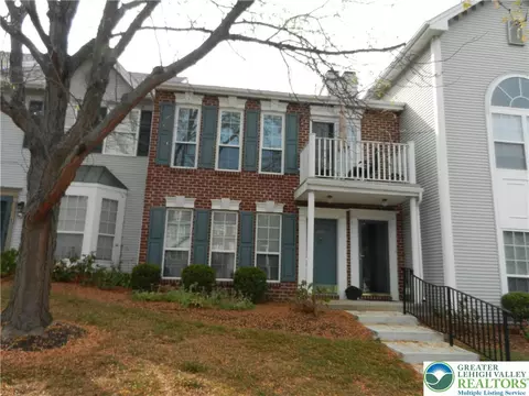 Exterior - 1982 Willings Ln, Hellertown, PA 18055 photo 2 of 4