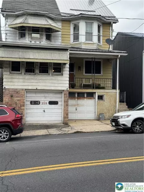 359 W Patterson St, Lansford, PA 18232