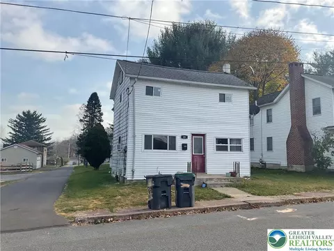 25 Franklin St, Weatherly, PA 18255