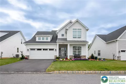 7019 Oak Ln, Bath, PA 18014 photo 41