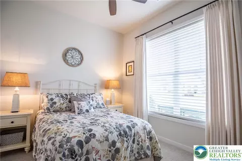 7019 Oak Ln, Bath, PA 18014 photo 18