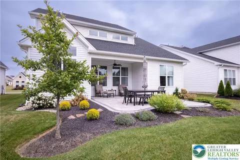 7019 Oak Ln, Bath, PA 18014 photo 37