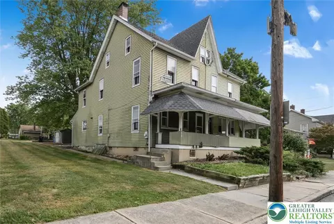 319 Washington St, Walnutport, PA 18088