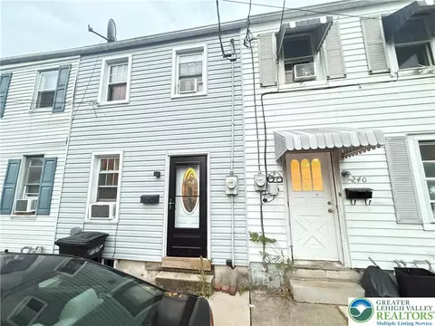 238 Wood St, Catasauqua, PA 18032