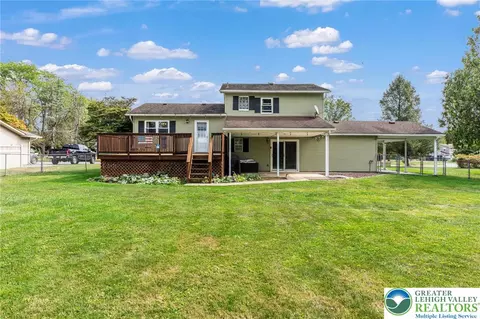 6565 Paupack Ln, Bethlehem, PA 18017 photo 38