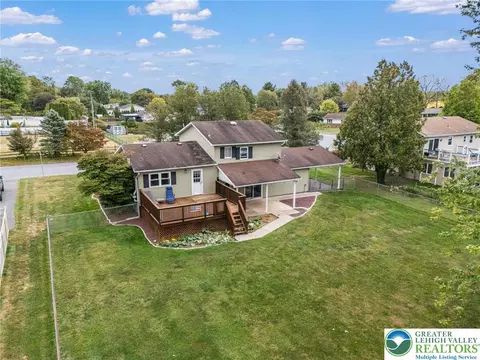 6565 Paupack Ln, Bethlehem, PA 18017 photo 37