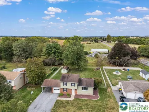 6565 Paupack Ln, Bethlehem, PA 18017 photo 36