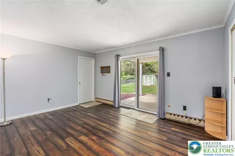 6565 Paupack Ln, Bethlehem, PA 18017 photo 29
