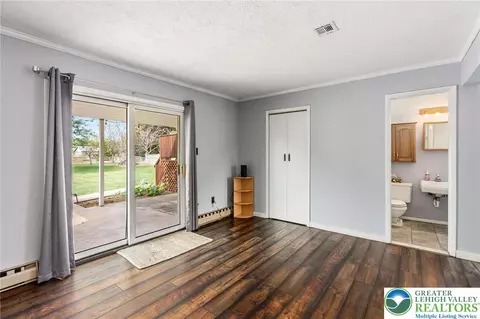 6565 Paupack Ln, Bethlehem, PA 18017 photo 30
