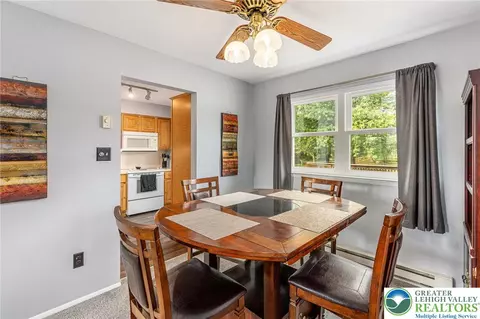 6565 Paupack Ln, Bethlehem, PA 18017 photo 18