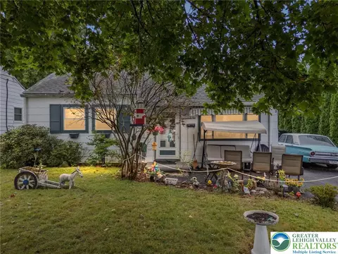 1710 North Blvd, Bethlehem, PA 18017