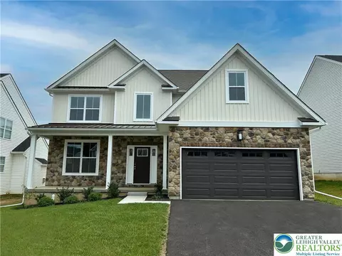 307 Abby Rd #BR 63, Macungie, PA 18062