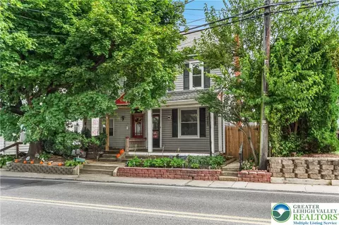 917 Brookside Rd, Wescosville, PA 18106