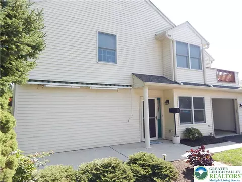 160 Lindfield Cir, Macungie, PA 18062