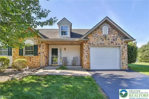 1572 Upstream Farm Rd, Forks Twp, PA 18040