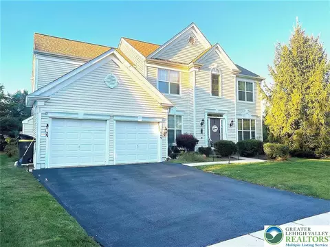1649 Thorndale Rd, Breinigsville, PA 18031
