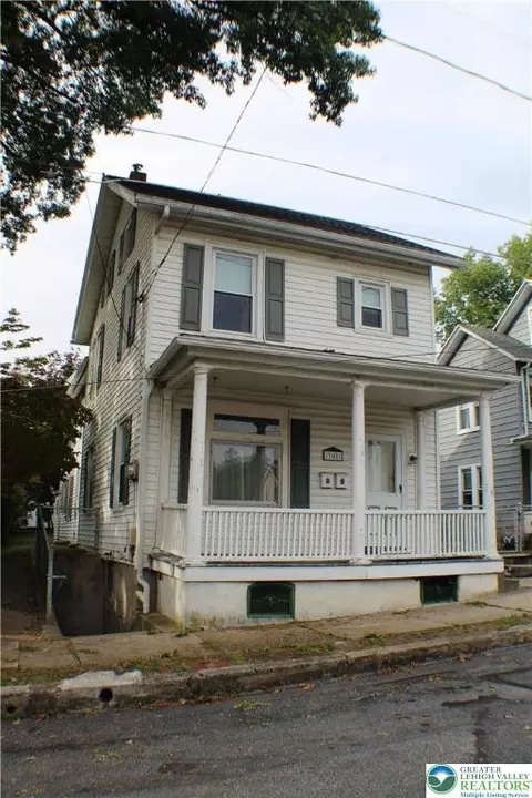 308 Walnut St, Catasauqua, PA 18032