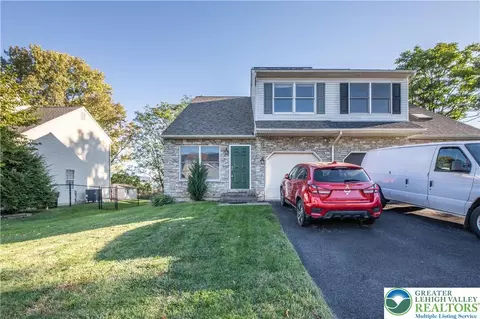 1010 Lincoln St, Freemansburg, PA 18017