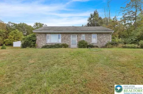 3769 Geryville Pike, Green Lane, PA 18054
