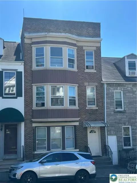 1210 W Walnut St, Allentown, PA 18102