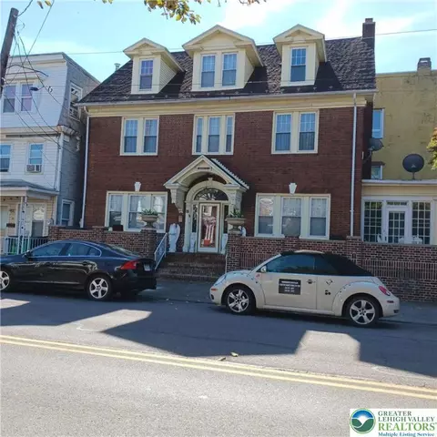 6 East Ave, Mount Carmel, PA 17851