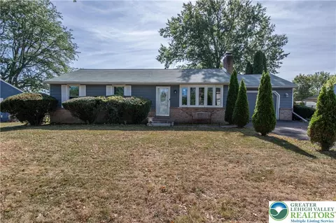 225 S Ridge Rd, Perkasie, PA 18944