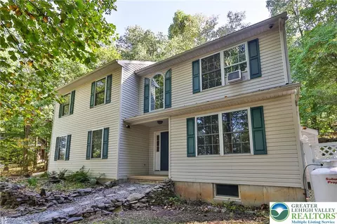 1434 Moravia St, Fountain Hill, PA 18015