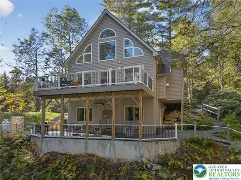 76 Stony Creek Rd, Jim Thorpe, PA 18229