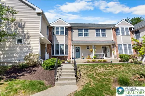 3450 Park Pl, Bethlehem, PA 18017