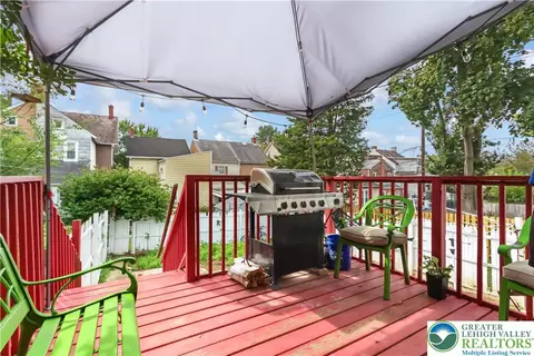 Exterior - 128 E Spruce St, Bethlehem, PA 18018 photo 2 of 3