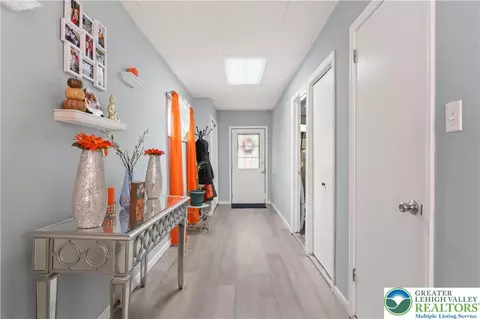 Entry Way - 128 E Spruce St, Bethlehem, PA 18018 photo 1 of 1