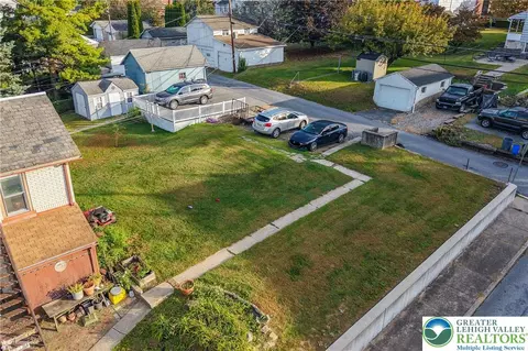View/Area - 705 Main St, Bethlehem, PA 18018 photo 3 of 6