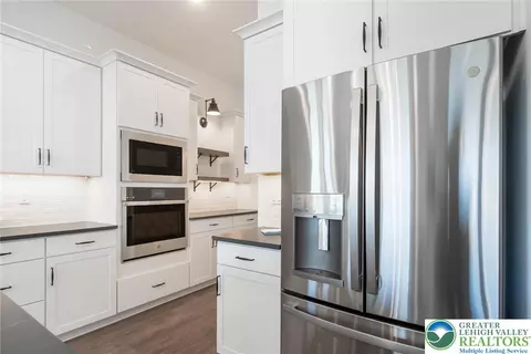 Kitchen - 6844 Smith Ct #38/12/0, Bath, PA 18014 photo 1 of 10