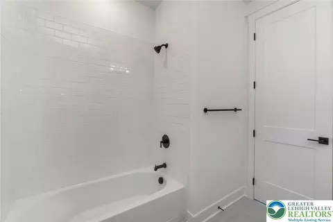 Bath - 6844 Smith Ct #38/12/0, Bath, PA 18014 photo 1 of 11