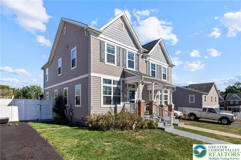 227 E Court St, Allentown, PA 18109