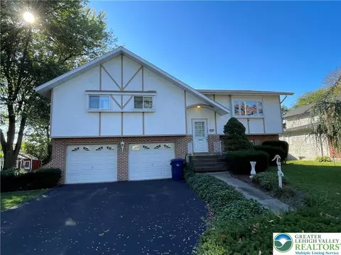 2328 Congress St, Allentown, PA 18104