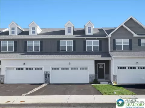 103 Timber Trl #50, Palmer Township, PA 18045