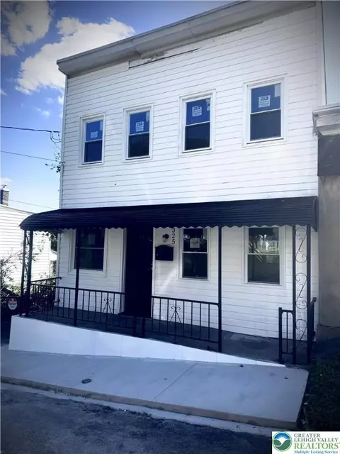 325 Morgan Ave, Pottsville, PA 17901