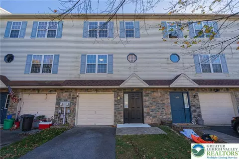 7356 Lincoln Ct, New Tripoli, PA 18066